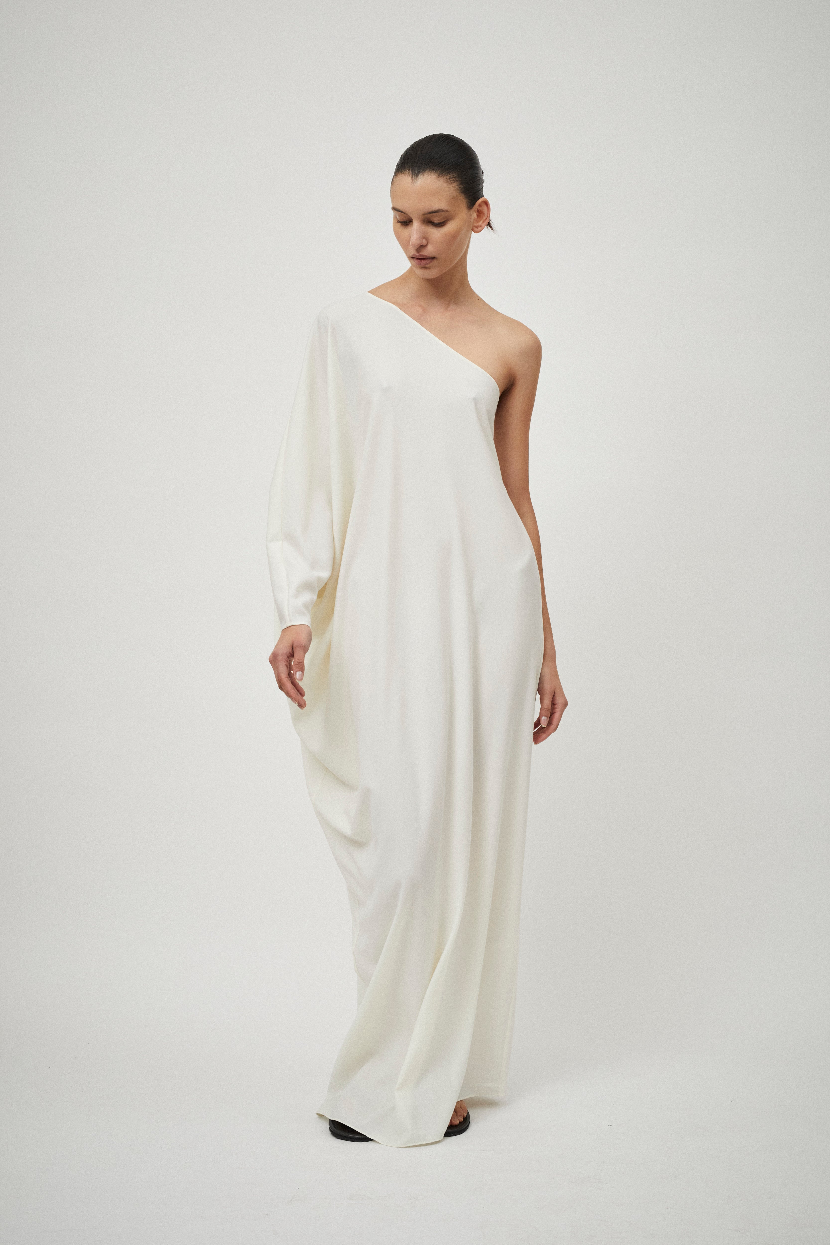 BEARE PARK Wool One Shoulder Gown